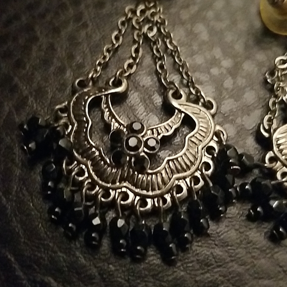 Dangle earrings - Picture 4 of 5